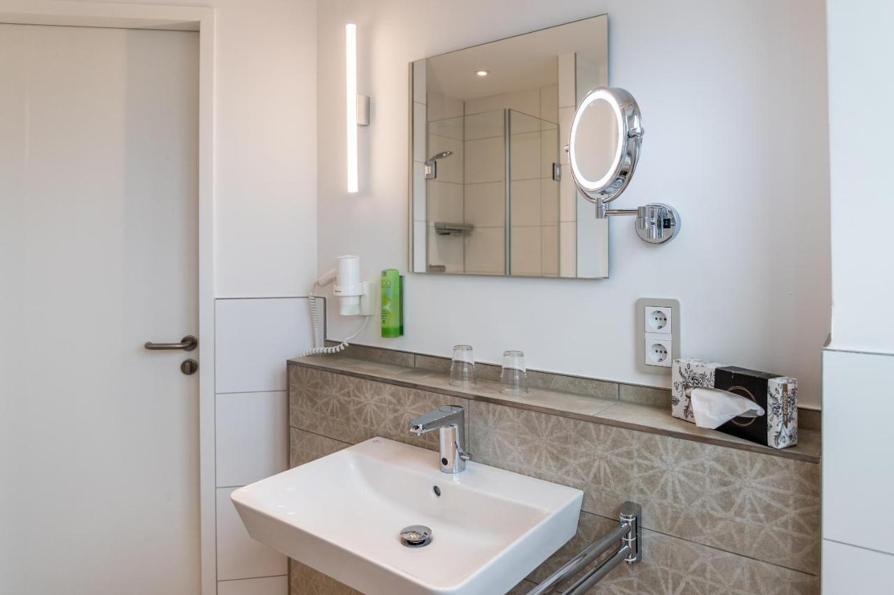 Mingers Hotel Neuharlingersiel Luaran gambar
